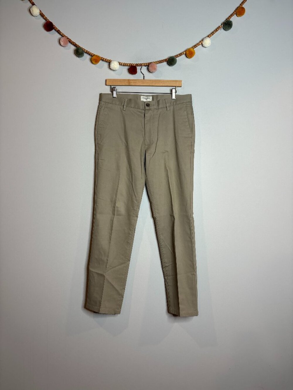 Dockers Slim Tapered khaki chino pants